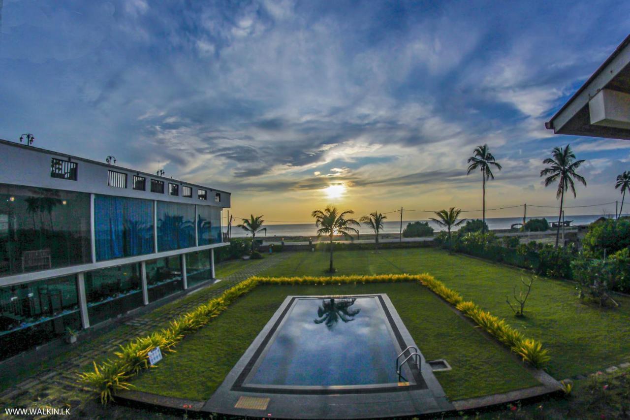 Calypso Sunset Hotel Iranawila Exterior foto